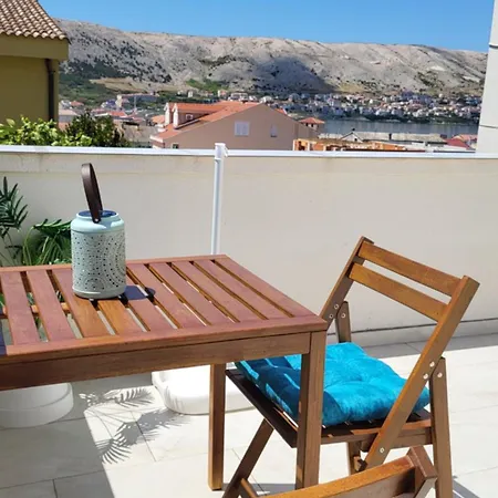 Planet Pag - Relax, You're Apartment Pag Town