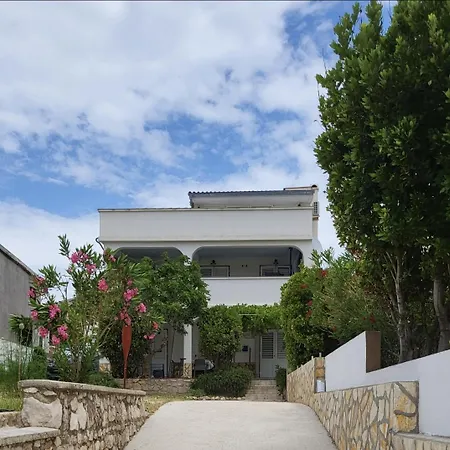 Planet Pag - Relax, You're Apartament